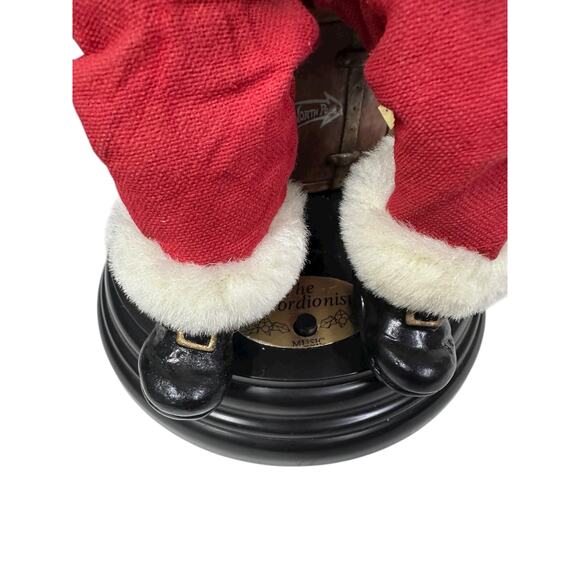 Possible Dreams Clothtique Santa, Musical and Animated Accordion Playing Santa - Picture 6 of 7